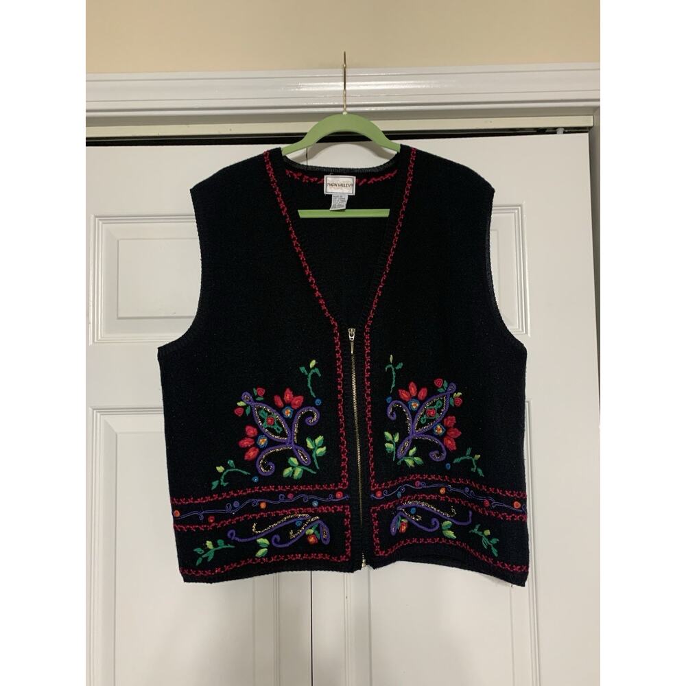 Embroidered Black Cardigan Vest